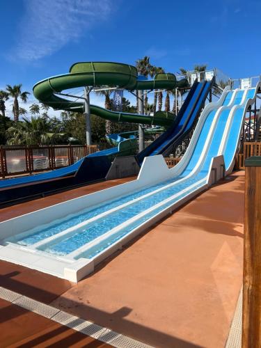 Camping la palmeraie 4* mobil home 3 chambres-6personnes