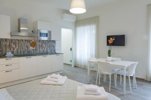 Kuchyň nebo kuchyňský kout v ubytování Fresia B&B