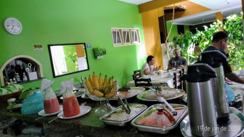 Φαγητό σε αυτό το πανδοχείο ή κάπου εκεί κοντά