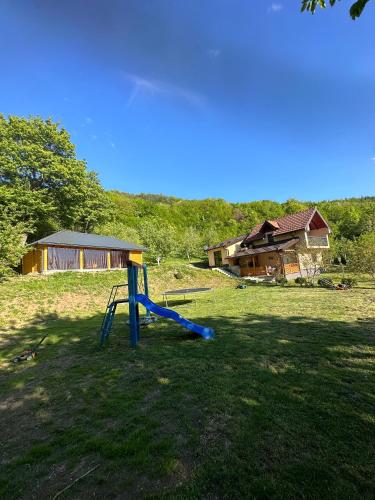 Area giochi per bambini di Villa Lux Nature