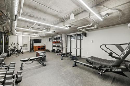 Gimnasio o instalaciones de fitness de Placemakr Downtown Austin