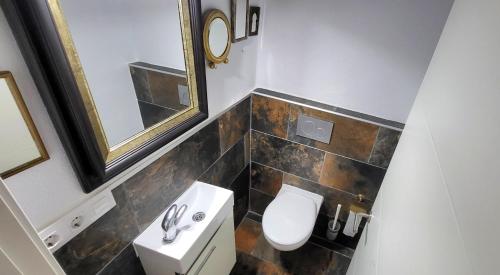 Cosy 2 bedroom apartment on 5 floor with balcony in the centre of Denia near the playa- SPAIN