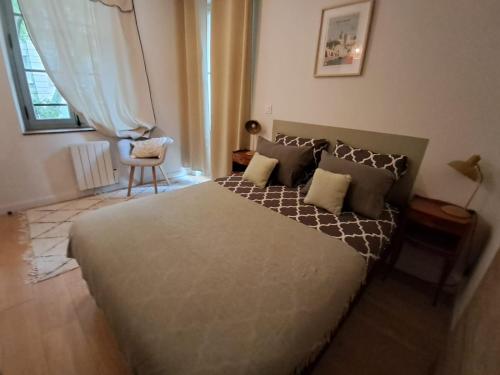 Avignon pedestrian area, charming, 3 persons photo 12