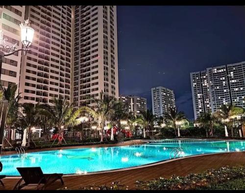 Bazén v ubytování Resort Ori Vinhomes Grand Park tp Thủ Đức , 3giường 2WC nebo v jeho okolí