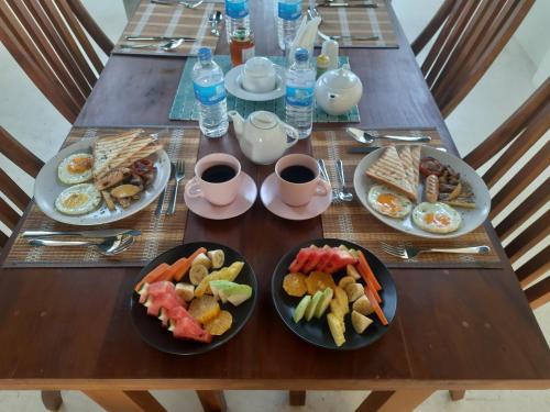 Jídlo v hotelu nebo okolí