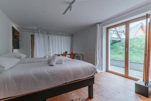 Postel nebo postele na pokoji v ubytování Eko Glamping Resort Krištof