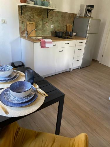 Η κουζίνα ή μικρή κουζίνα στο Place for two