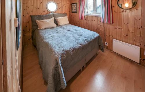 Postel nebo postele na pokoji v ubytování 4 Bedroom Nice Home In Bjoa