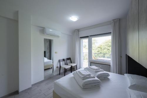 Foto sihtkohas Riva del Garda asuva majutusasutuse Holiday Apartments Bellariva galeriist
