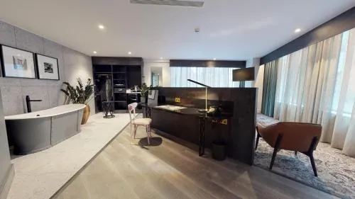 voco Manchester - City Centre by IHG photo 45