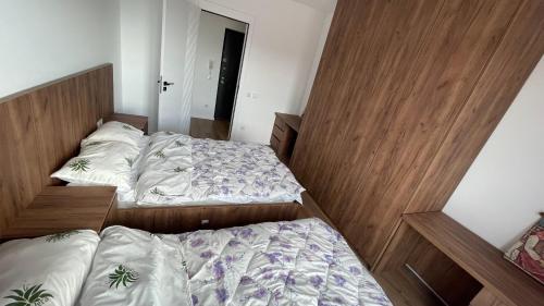 Photo de la galerie de l'établissement SUNNY HILL APARTMENT Pristina Kosovo, à Pristina