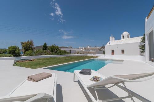 White Villa Milos