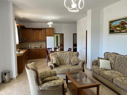 Posezení v ubytování Eneo house