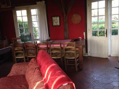 Rouge Pivoine, Gîte du Manoir de La Porte