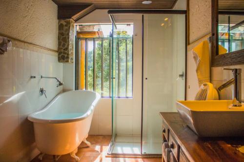 Ένα μπάνιο στο Curucaca Hotel Brasil