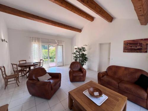 St Raphaël tout à pieds