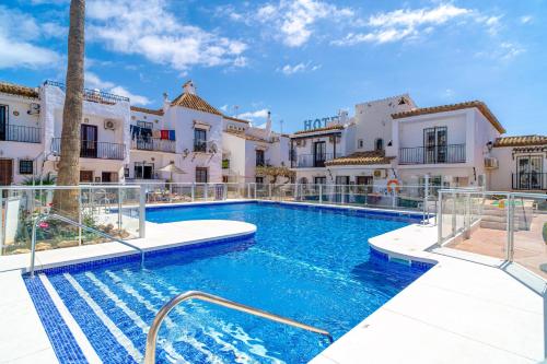 Casa Pueblo Andaluz 38 by Casasol