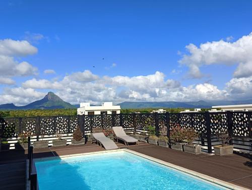 Uma vista da montanha tirada do apartamento 