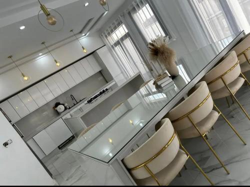 Η κουζίνα ή μικρή κουζίνα στο Villa Magnolia Meknès Oasis de paix pour famille