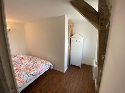 Postel nebo postele na pokoji v ubytování La Domus Lemaitre 4 - parking - familial - loft