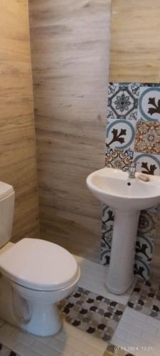 Phòng tắm tại Kıbrıs Evi (Cyprus House)