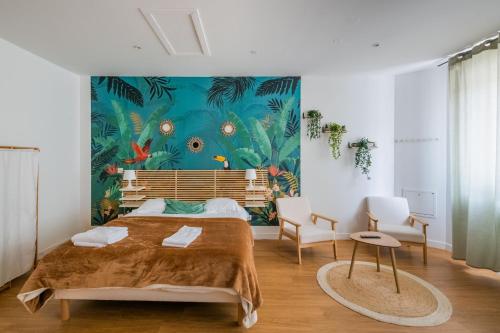 Photo de la galerie de l'établissement le Jungle: Grand studio rénové, Climatisé, proche de la Gare, à Bordeaux