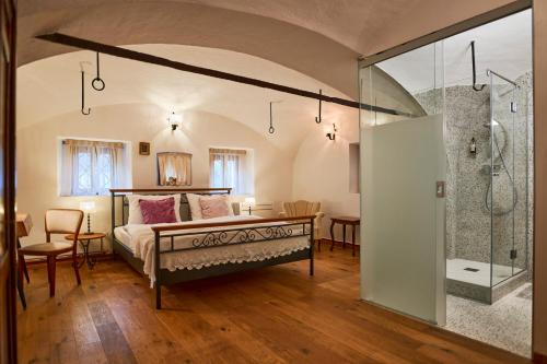 Koupelna v ubytování Hotel Pok Garni