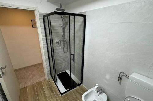 Bilik mandi di [Seahouse] Quadrilocale Fronte Mare