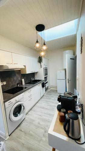 Η κουζίνα ή μικρή κουζίνα στο AppartementT2 à 200m des Thermes