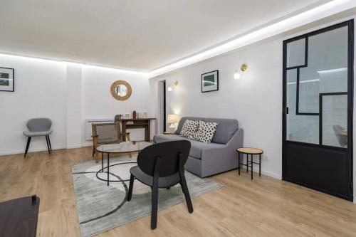 Photo de la galerie de l'établissement Spacious apartment in Opera with 3BDR for 6PAX, à Paris