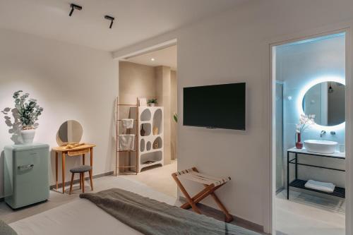 Gallery image of Trizonia Mare Suites in Trizonía