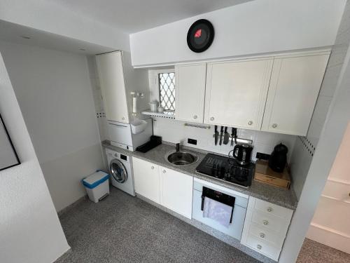 Η κουζίνα ή μικρή κουζίνα στο Apartamento Dulce & Saladar Calpe