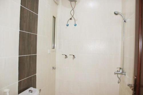 Koupelna v ubytování تميز الحمدانية للوحدات السكنية - Tamiz Al Hamdaniya Residential Units