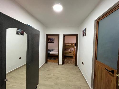 Postel nebo postele na pokoji v ubytování Necaj Apartment