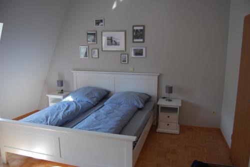 Afbeelding uit fotogalerij van B2-Ferienwohnung in Erfurt