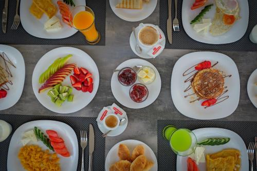 Φωτογραφία από το άλμπουμ του Hotel Deja Vu σε Εξαμίλι