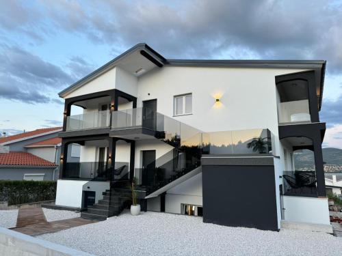 Sea Dreams Apartments