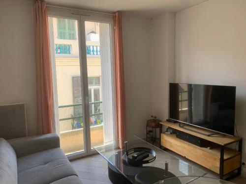 Charmant Appartement climatisé à 5 minutes de la plage
