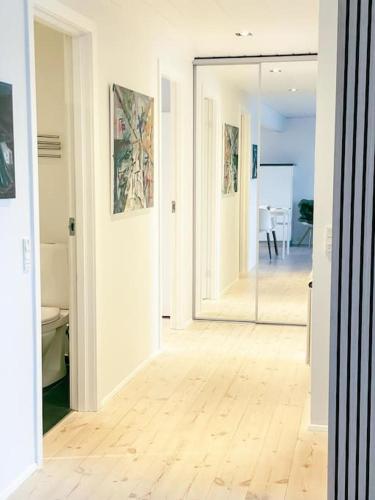Fotografie z fotogalerie ubytování 3 BR home for 6 guests, Hoyvík, Tórshavn v destinaci Hvítanes