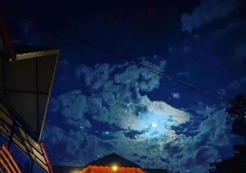 a view of a cloudy sky at night at Estancia Chontabamba - Cabañas, Departamento y Habitaciones in Oxapampa