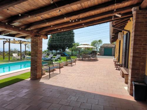 Πισίνα στο ή κοντά στο Villa Egle Belpasso, villa vacanza con piscina