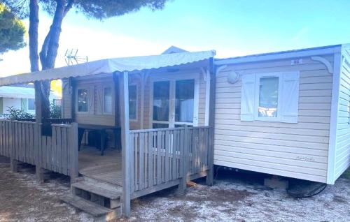 Φωτογραφία από το άλμπουμ του Mobil-home au Camping familial 4 étoiles Les Sables d'Or στο Καπ ντ' Αγκντ