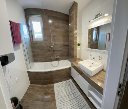 Ванна кімната в Apartmán Ľaliová Bardejovské kúpele