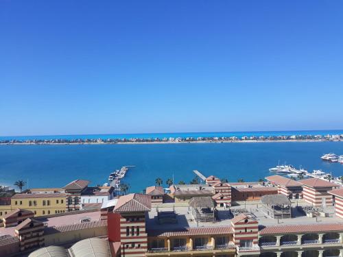 阿莱曼Porto marina的相册照片