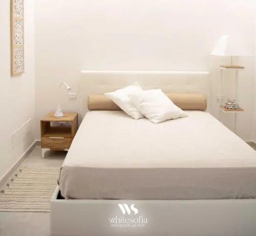 WHITE SOFIA - uno sguardo sul mare photo 6