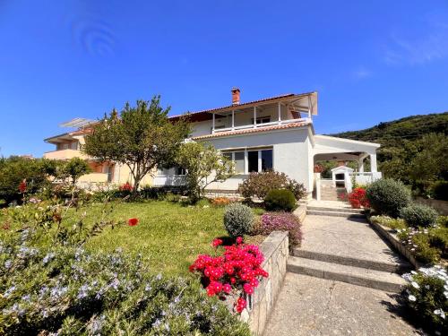 House Draga Accommodation