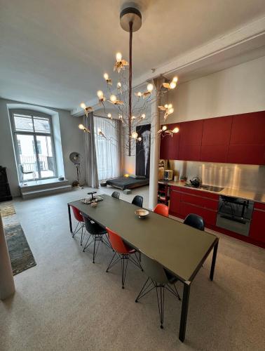 Una cocina o cocineta en Design Loft in ehemaliger Spinnerei