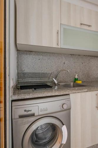Una cocina o cocineta en Residence Neya Harhoura