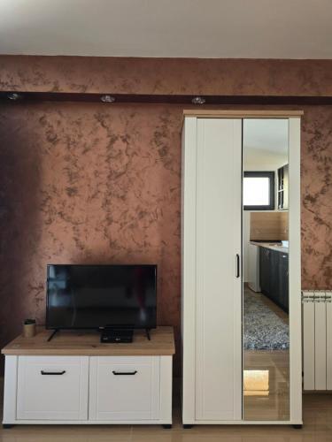 TV a/nebo společenská místnost v ubytování ARIJA studio apartment