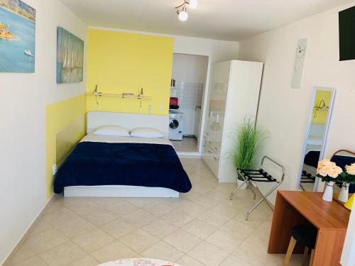 Studio apartment Pero 2